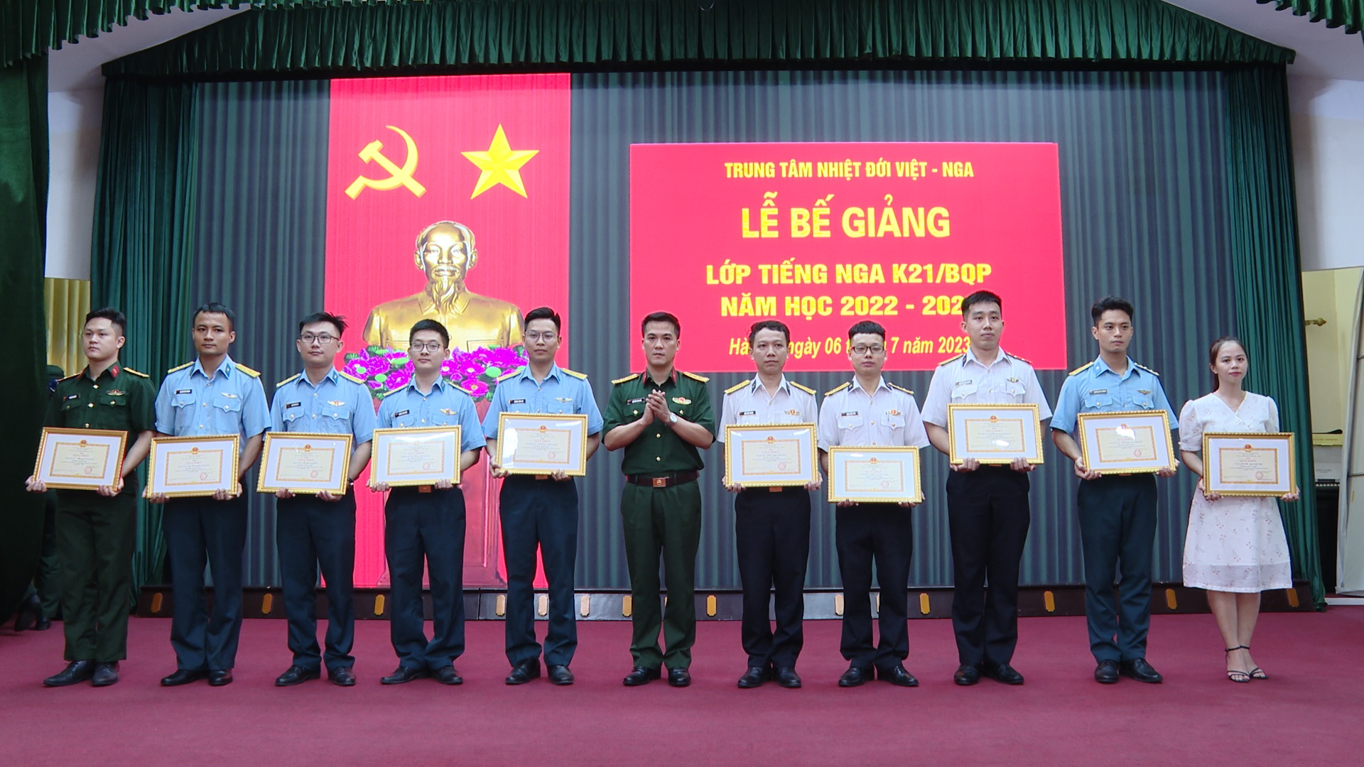 Lễ Bế giảng khoá bồi dưỡng tiếng Nga K21/Bộ Quốc phòng, năm học 2022-2023