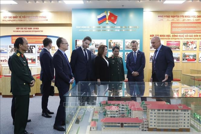 Viet Nam–Russia tropical centre is prime example of bilateral cooperation: Russian official