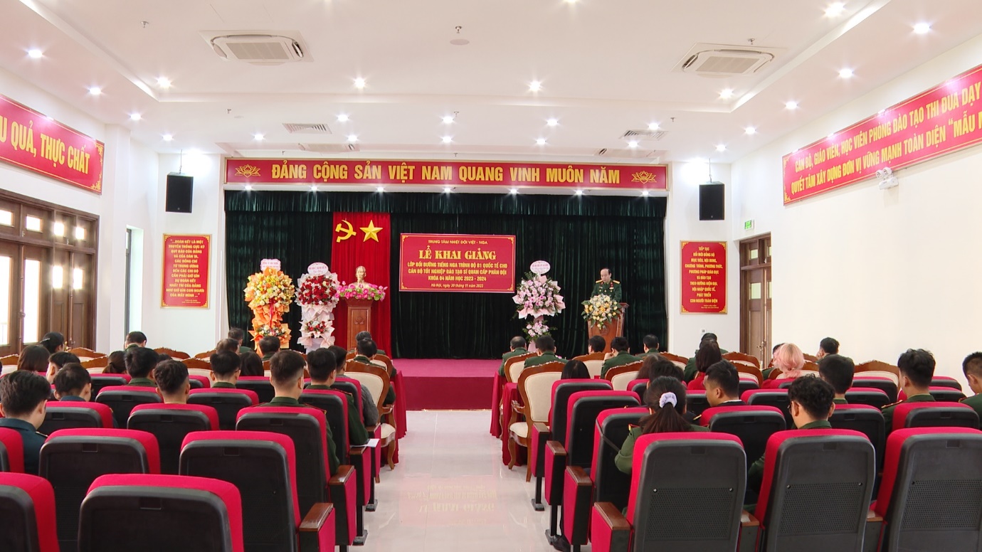 Khai giảng lớp bồi dưỡng Tiếng Nga trình độ B1 quốc tế cho cử nhân quân sự cấp phân đội khóa 4 năm học 2023 - 2024 và Gặp mặt kỷ niệm Ngày Nhà giáo Việt Nam 20/11